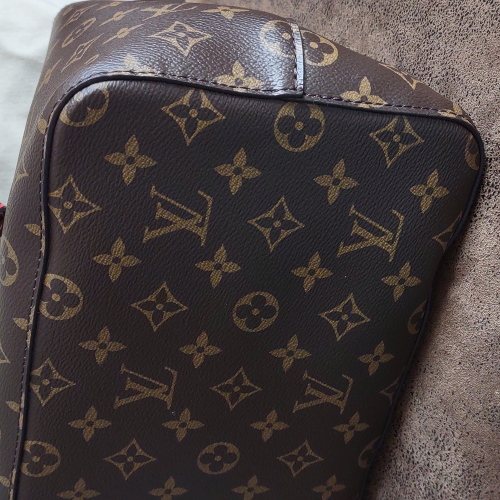 AUTHENTIC LV NEONOE COQUELICOT DRAWSTRING BAG - Picture 14 of 17